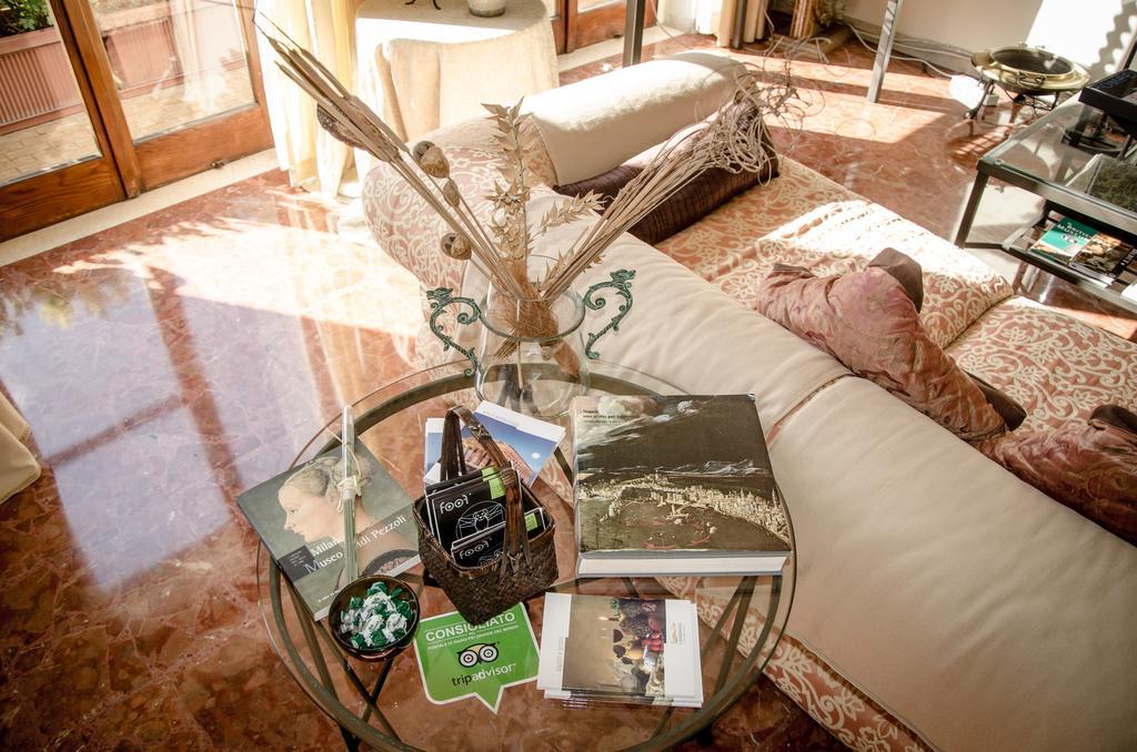 B&B Royal Palace Room Caserta Exterior photo